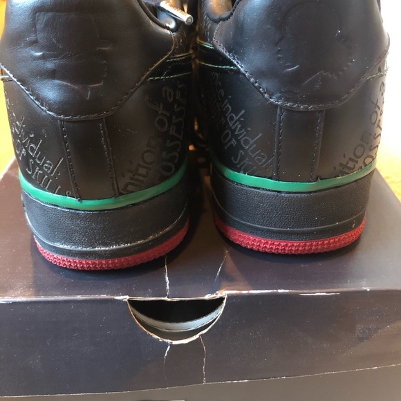 Air Force ones - Picture 3 of 8